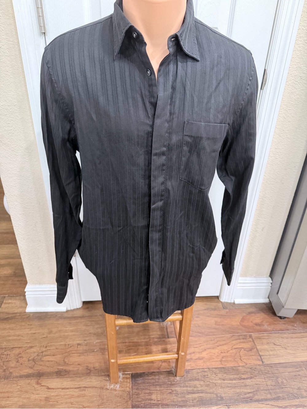 Calvin Klein Black Textured Button Front Shirt Small 100% Cotton Hidden Placket